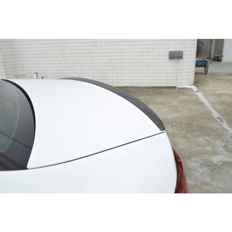 A6 C7 Carbon Fiber Rear Trunk  - Boots 评论和价格