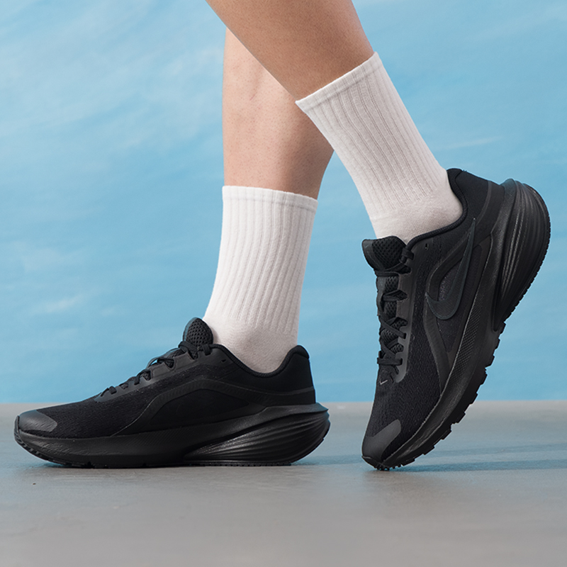 Nike Men's Shoes Original Ligh - Lightweight Road Running Shoes 评论和价格