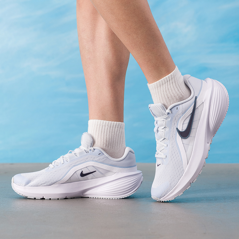 Nike Men's Shoes Original Ligh - Lightweight Road Running Shoes 评论和价格